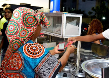 Nordeste lidera crescimento no uso de cartões de pagamentos no Brasil