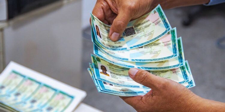 Sergipe supera 30% da população com a nova Carteira de Identidade Nacional em menos de dois anos