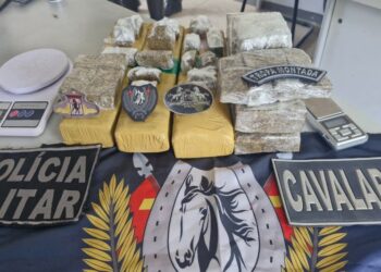 PM prende suspeito e apreende cerca de seis quilos de drogas na Zona Norte de Aracaju
