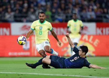 Brasil amarga derrota histórica para o Japão em amistoso em Tóquio