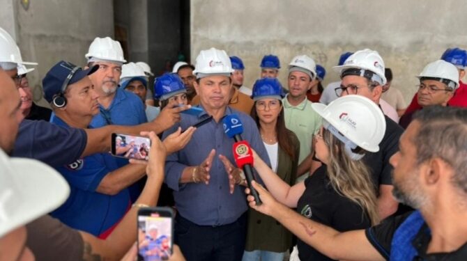 Valmir de Francisquinho e equipes da Prefeitura participam de visita técnica