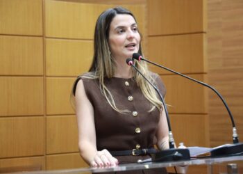 Lidiane Lucena destaca importância da prevenção ao câncer de mama