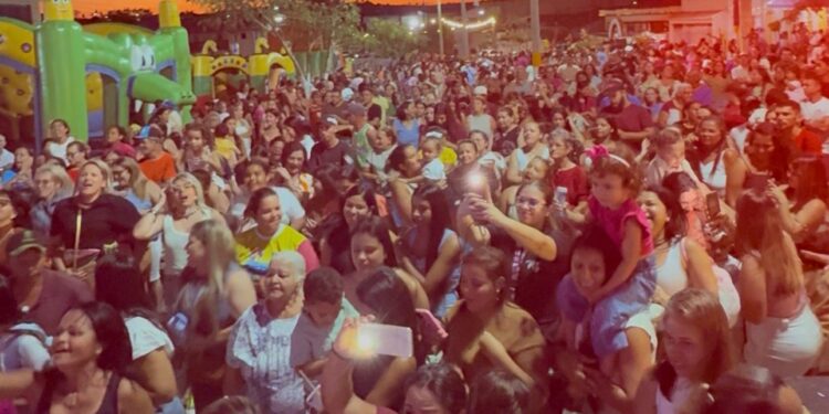 Prefeita Gabi de Lica realiza a maior festa das crianças da história de Itabi