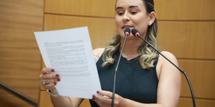 Kitty Lima comemora avanços na educação e continuidade das ações de proteção animal