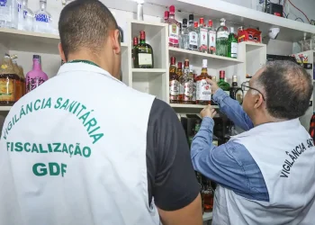 Operação interdita no Distrito Federal três bares por irregularidades