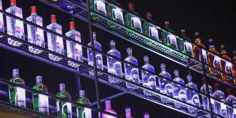 Polícia de SP faz nova operação contra falsificadores de bebidas