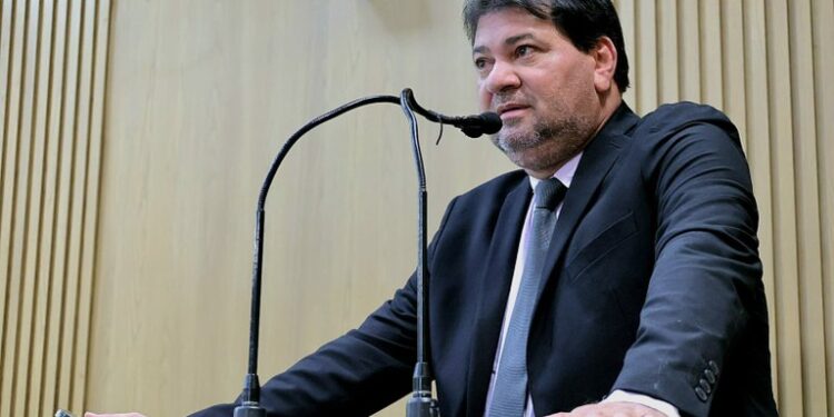 Vereador Miltinho Dantas repudia tentativa de exclusão de nomes de mulheres em eleição do Confiança