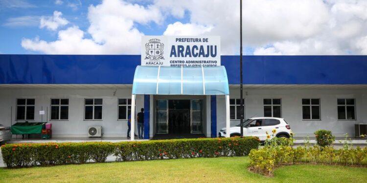 Tamo Junto Aracaju: Prefeitura se une a parceiros e amplia serviços para a população do José Conrado de Araújo
