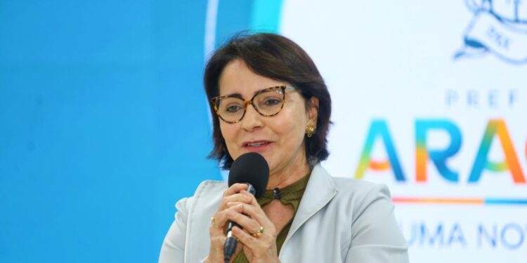 Pesquisa aponta que gestão da prefeita Emília Corrêa tem 59,9% de aprovação e registra crescimento na avaliação popular