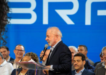 Presidente Lula anuncia retomada das operações da Fafen em Sergipe