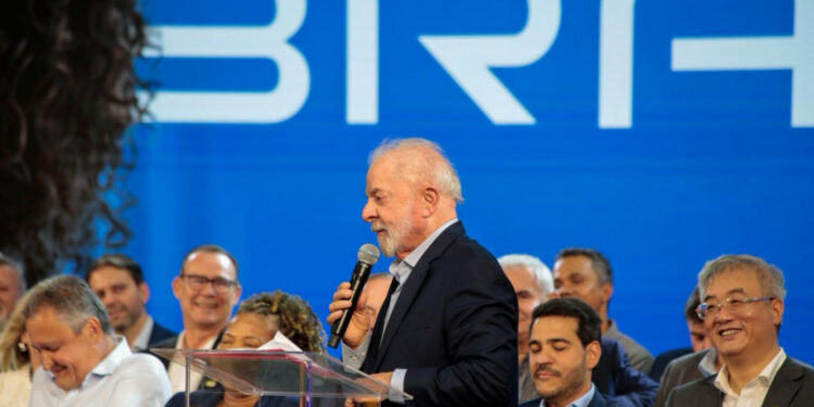 Presidente Lula anuncia retomada das operações da Fafen em Sergipe