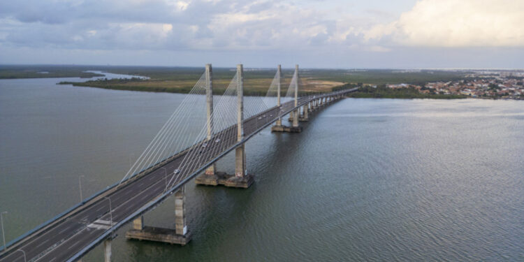 Governo de Sergipe investe mais de R$ 96 milhões na obra de duplicação da rodovia SE-100