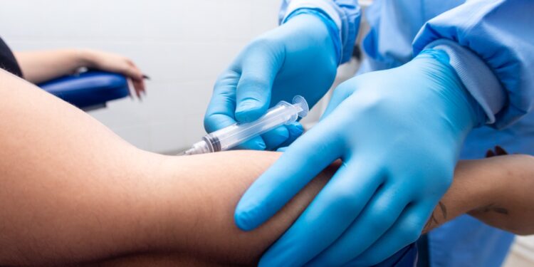 Hospital de Urgências fortalece medidas contra acidentes com materiais perfurocortantes