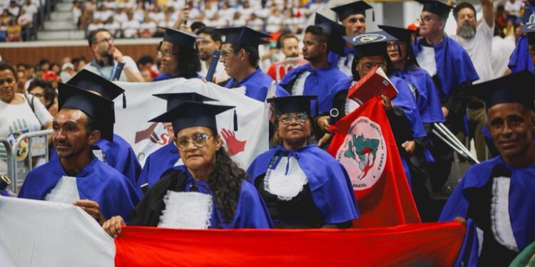 Ministério da Educação lança plataforma para registrar demanda por matrícula EJA no país