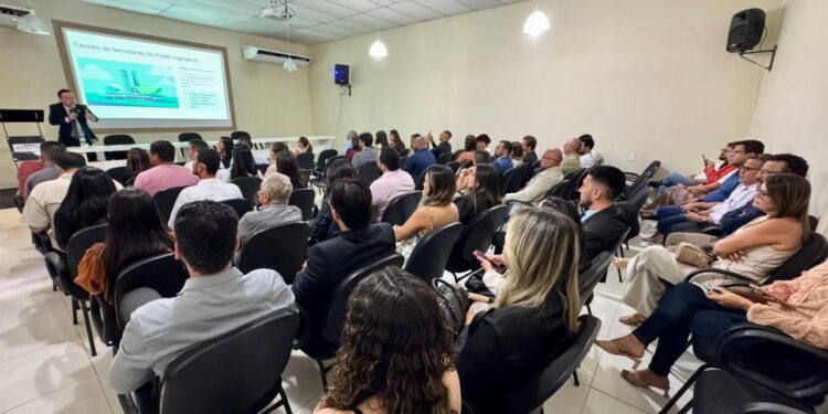 Capacita FAMES orienta gestores municipais sobre regras das eleições 2026