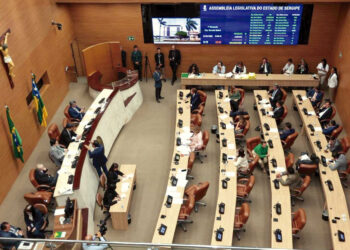 Governo de Sergipe garante reajuste para os cerca de 66 mil servidores ativos e inativos do Estado