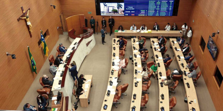 Governo de Sergipe garante reajuste para os cerca de 66 mil servidores ativos e inativos do Estado