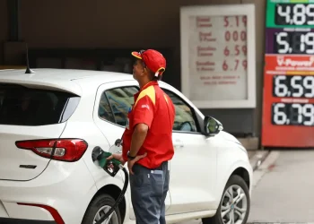 Governo quer converter receitas extras com petróleo em desonerações