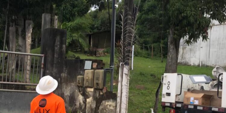 Prefeitura de Laranjeiras implanta call center exclusivo para manutenção da iluminação pública