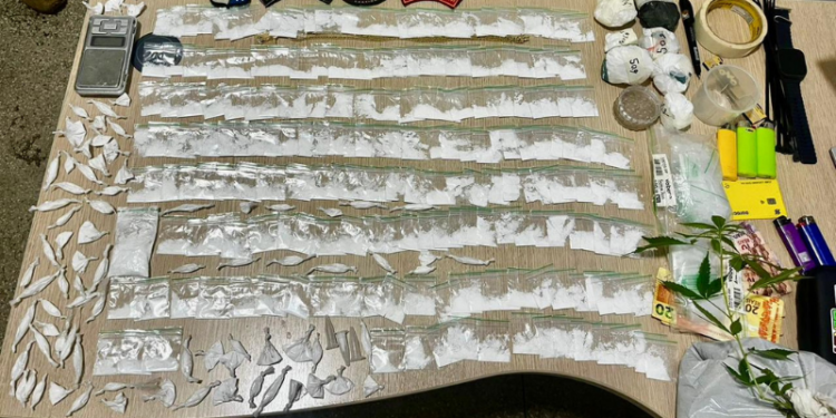 Operação conjunta resulta na apreensão de entorpecentes e condução de suspeito por tráfico em Nossa Senhora da Glória