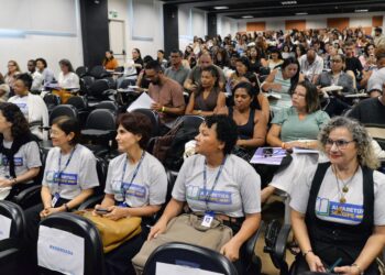 Programa Alfabetiza Sergipe inicia atividades pedagógicas do ano letivo com formação de educadores