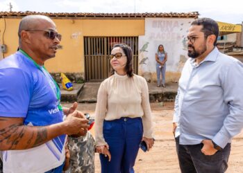 Prefeita Emília intensifica presença nos bairros e cobra agilidade em ações
