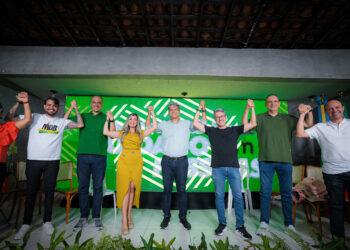 Adriana Carvalho oficializa filiação ao MDB e fortalece grupo político em Socorro