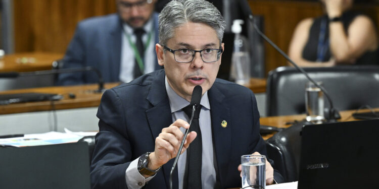 Senador Alessandro Vieira critica decisão de não prorrogar CPI e anuncia novos passos para investigar crime organizado e caso Banco Master