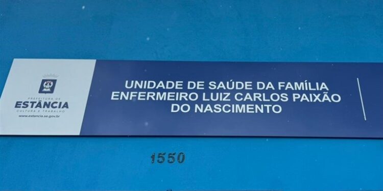 Prefeitura de Estância entrega revitalização da USF Luiz Carlos Paixão do Nascimento