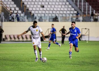 Confiança sofre gol no fim e estreia com derrota para o Amazonas na Série C