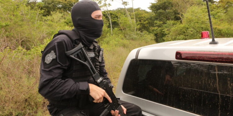 Polícia Civil cumpre mandado de prisão contra foragido em Poço Verde