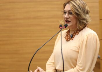 Linda Brasil aborda falta de água e o impacto na educação em Nossa Senhora da Glória