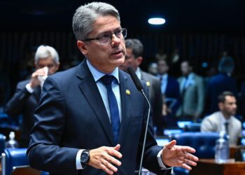 Emenda do senador Alessandro garante compensação por atividades extraordinárias para policiais estaduais e municipais