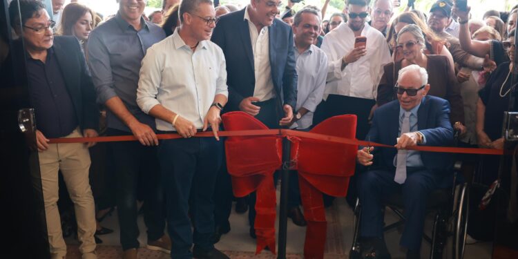 Governador participa da inauguração do Shopping CentroSul e destaca ampliação de serviços estaduais em Lagarto