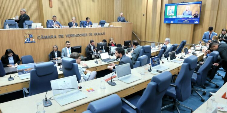 Vereadores da CMA aprovam, em 1ª discussão, projeto que concede remissão de IPTU em Aracaju