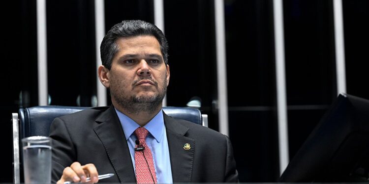 PL da Dosimetria: Alcolumbre informa que convocará sessão do Congresso Nacional