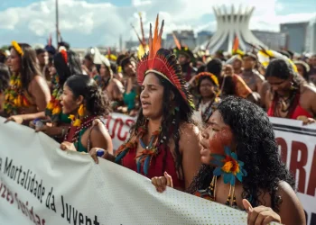 Em carta, indígenas veem avanços, mas cobram demarcações e proteção
