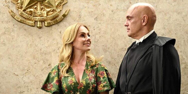 Declaração de Imposto de Renda do Banco Master confirma valores pagos a escritório da mulher de Moraes