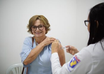 Vacinação em shoppings de Aracaju será mantida todos os fins de semana no mês de maio