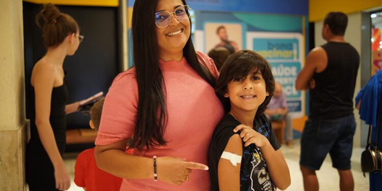 Prefeitura de Aracaju inicia vacinação nos shoppings RioMar e Jardins neste sábado, 12