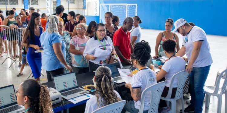 Tamo Junto Aracaju: Saúde levará atendimento médico, exames e vacinação ao bairro Areia Branca