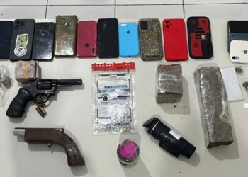 Operação conjunta entre Polícia Civil e Militar prende quatro e apreende armas e drogas em Rosário do Catete