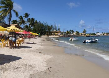 Justiça homologa acordo de regularização ambiental na Praia do Saco em Estância