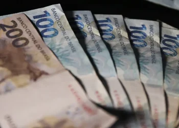 CMN endurece regras para bancos captarem recursos com garantia do FGC