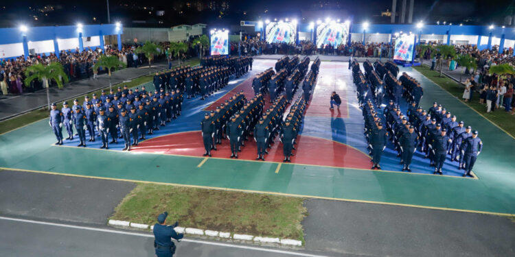 Governo do Estado forma novos soldados da Polícia Militar de Sergipe