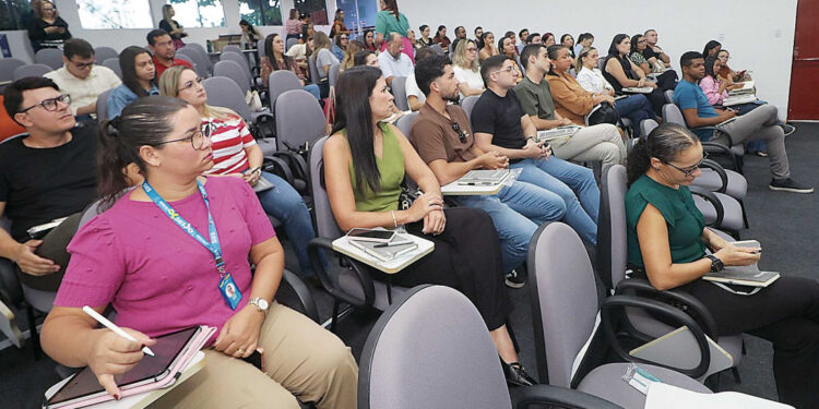 Secretaria de Estado da Saúde promove treinamento sobre uso de canetas de insulina reutilizáveis