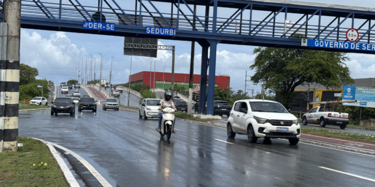 Prazo para licenciamento de veículos com placas finais 1 e 2 termina no dia 30 de abril