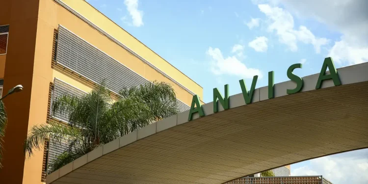 Anvisa apreende canetas emagrecedoras sem identificação de fabricante