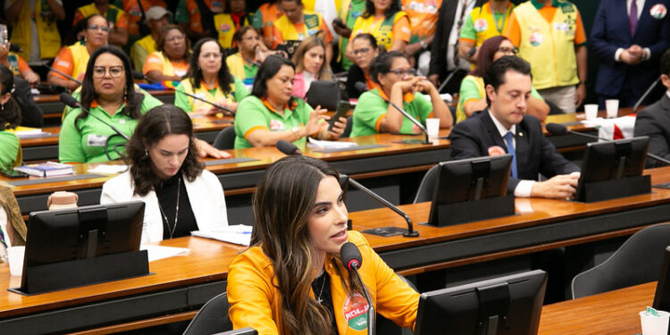 Em defesa dos agentes comunitários de saúde, Yandra Moura pede inclusão de projeto sobre aposentadoria especial no Plenário