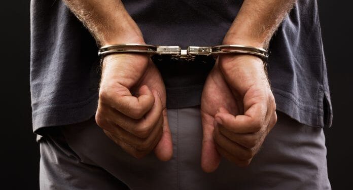 Tio é preso por estupro de vulnerável durante operação policial em Aracaju